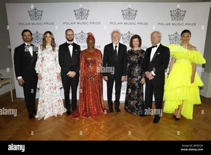 Alfie Allen Siblings: Meet Lily Allen, Gala Talbott, Teddie-Rose Malleson-Allen