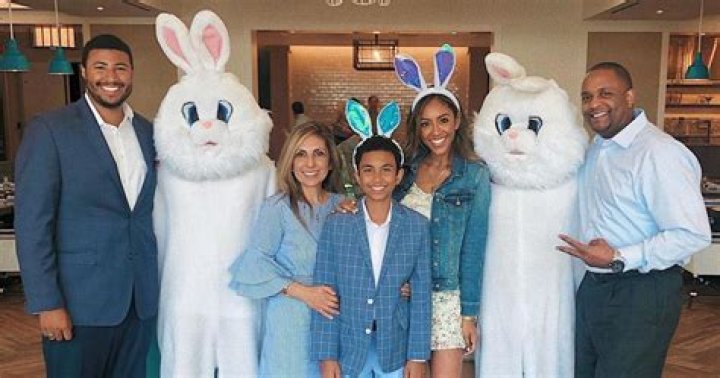 What is Tayshia Adams’ ethnicity? what we know about her parents